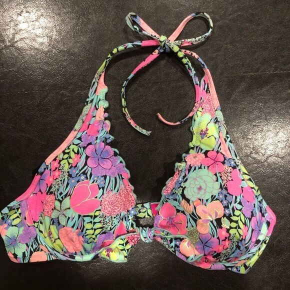 Floral Triangle Victoria Secret Top - Picture 1 of 2